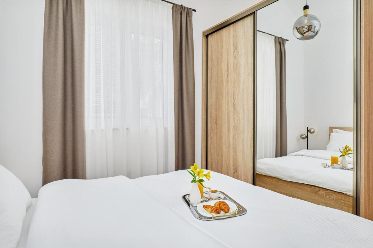 42° North Apartments Тиват Экстерьер фото