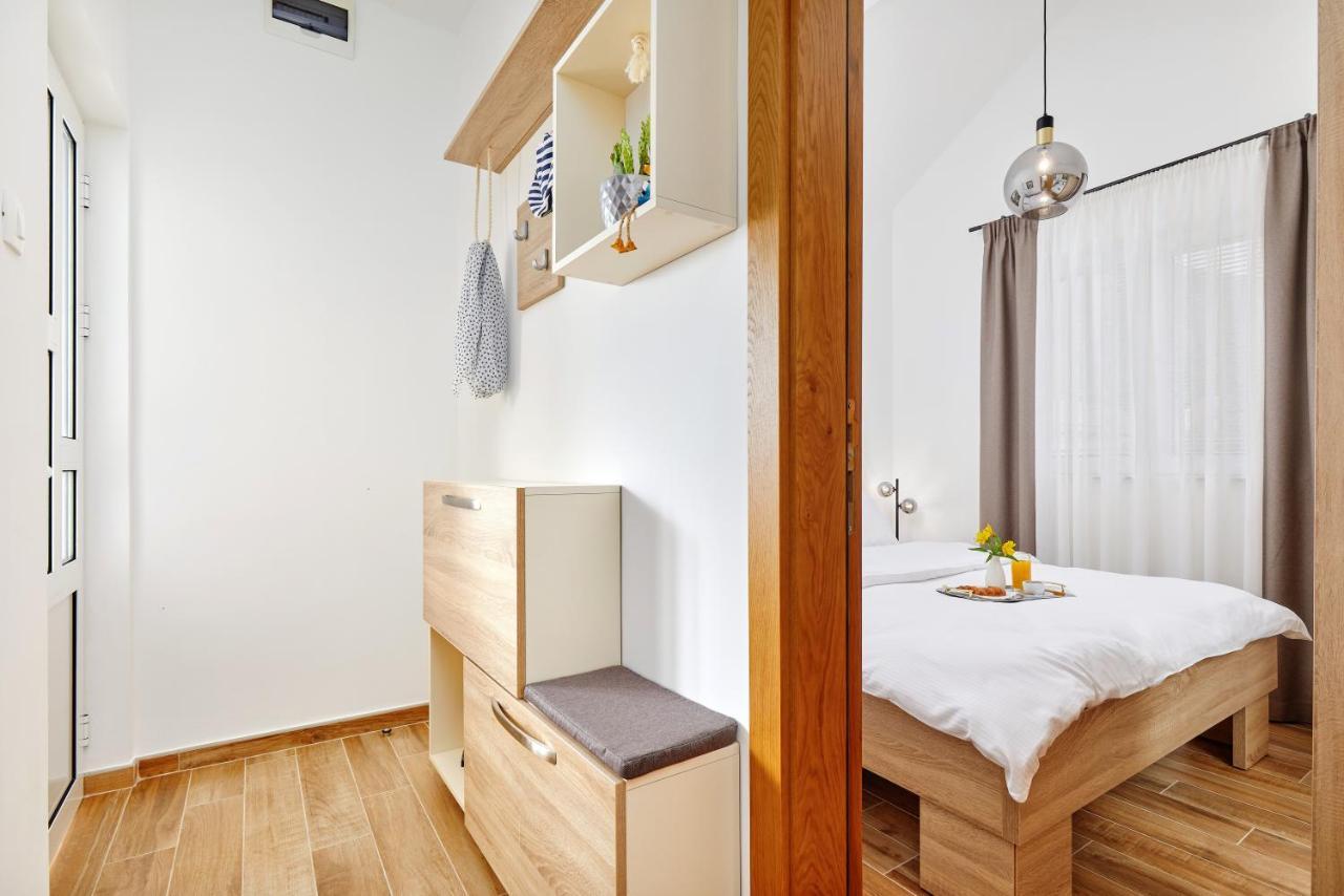 42° North Apartments Тиват Экстерьер фото
